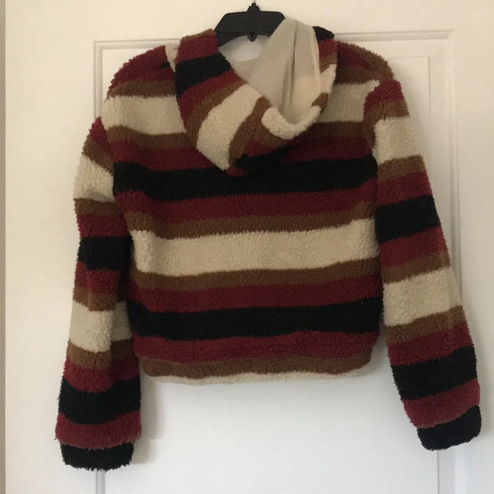 Jacket - Picture 2 of 6